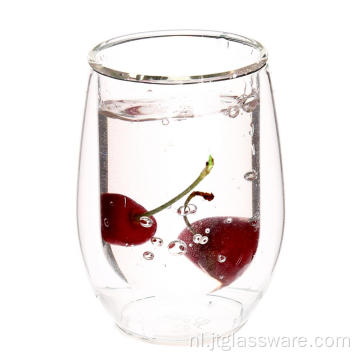 Dubbelwandige glazen mok met heet item